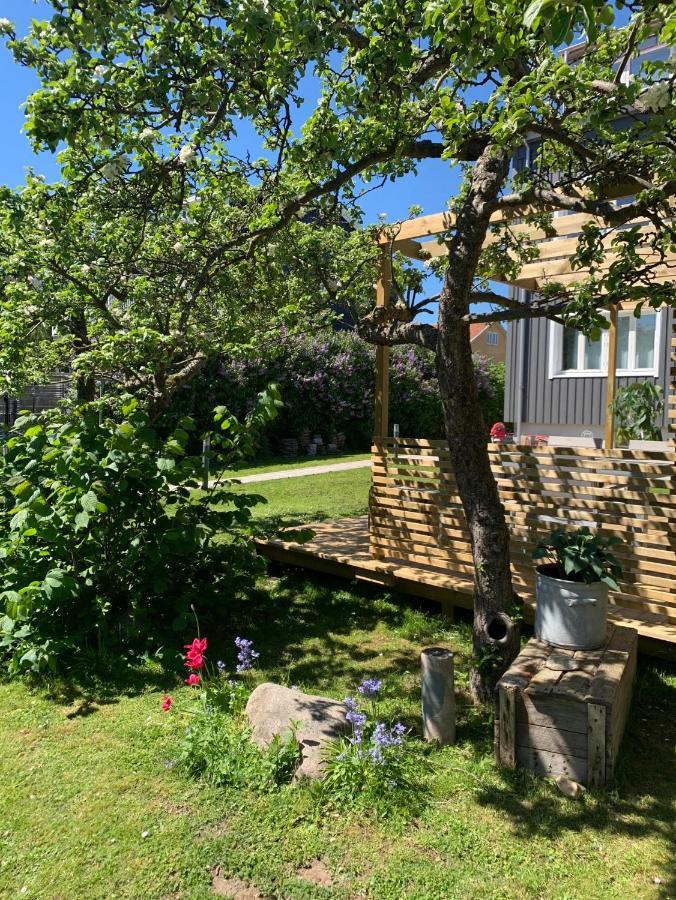Toppmodernt Litet Hus Naera Slott Och Havet *