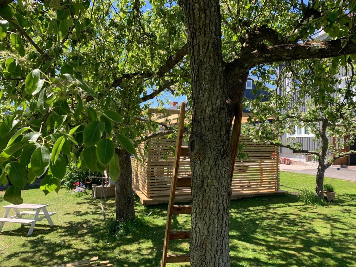Toppmodernt Litet Hus Naera Slott Och Havet