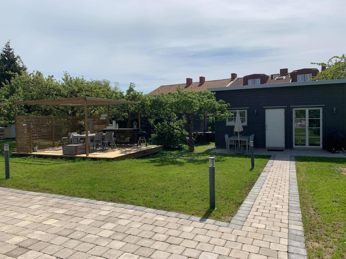 Loma-asunnot Toppmodernt Litet Hus Naera Slott Och Havet